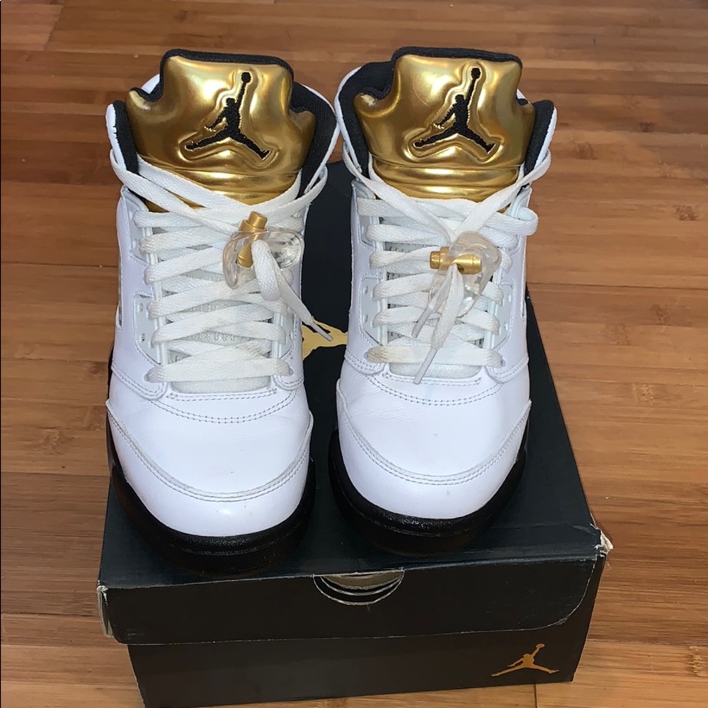 Grade school size Jordan’s. 7Y